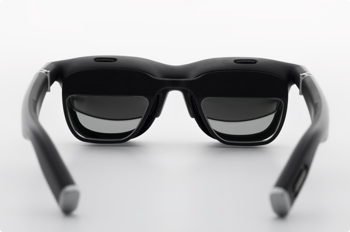 Оптические рецептурные линзы VR Optician для Xreal One Pro