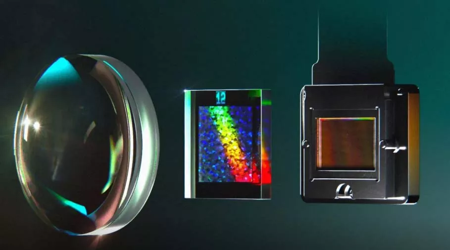 Meta* работает над созданием голографических экранов Retina со сверхшироким разрешением