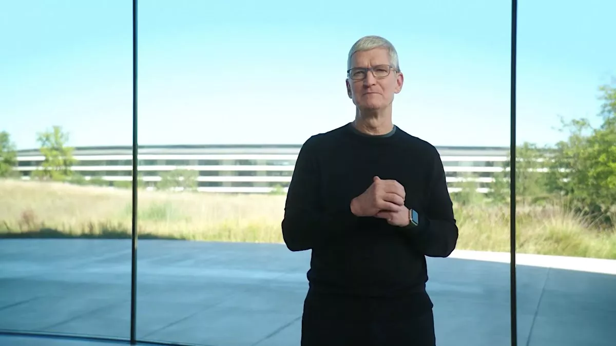 Apple Vision Pro появится в начале 2024 года; Кук использует его &laquo;каждый день&raquo;